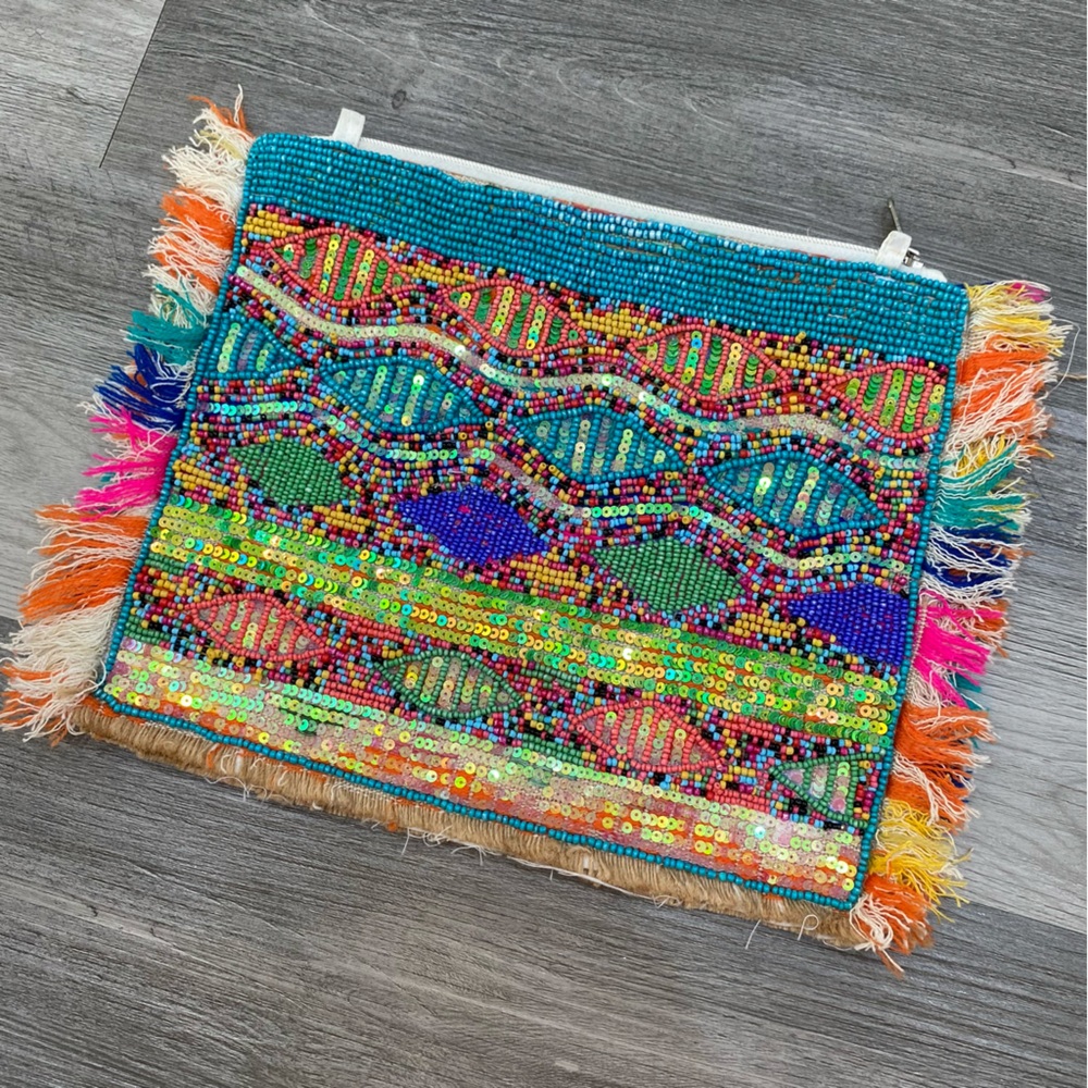 145 Tommy’s Jolly Peyote Bird Hand Beaded Colorful Fringe Clutch Bag - Picture 2 of 9